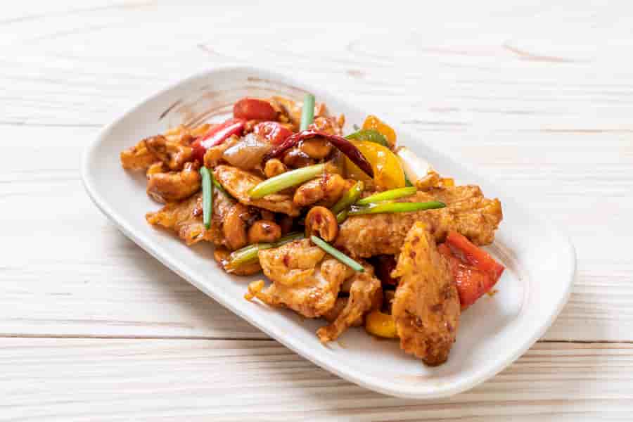 Stir fried Chicken with cashew nuts